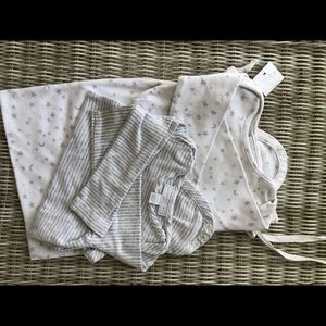 Two long sleeves in matching bag